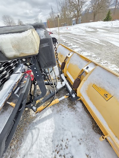 Reynolds Snow Plowing and Equipment in Uniontown, PA: main image